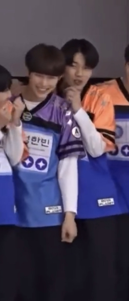[잡담] 보플 성한빈 형이 너무 멋있었던 이정현군... ㄱㅇㅇ | 인스티즈