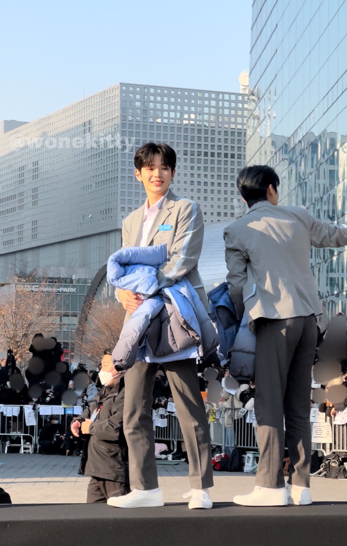 [잡담] 보플 문정현 기럭지 진짜 에반데… | 인스티즈
