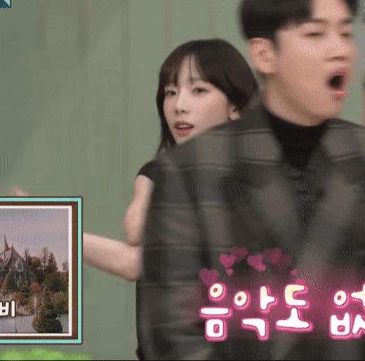 [잡담] 태연 웃는게 진짜 애기같다 | 인스티즈