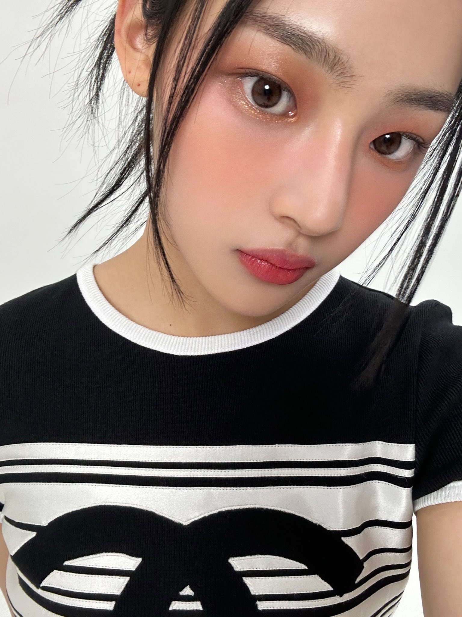 [잡담] 민지 멤트 셀카💙 | 인스티즈