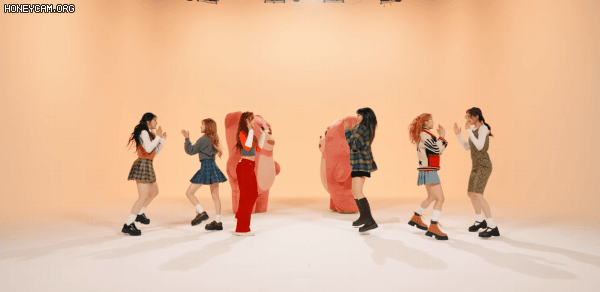 벨리곰 스테이씨 | 인스티즈