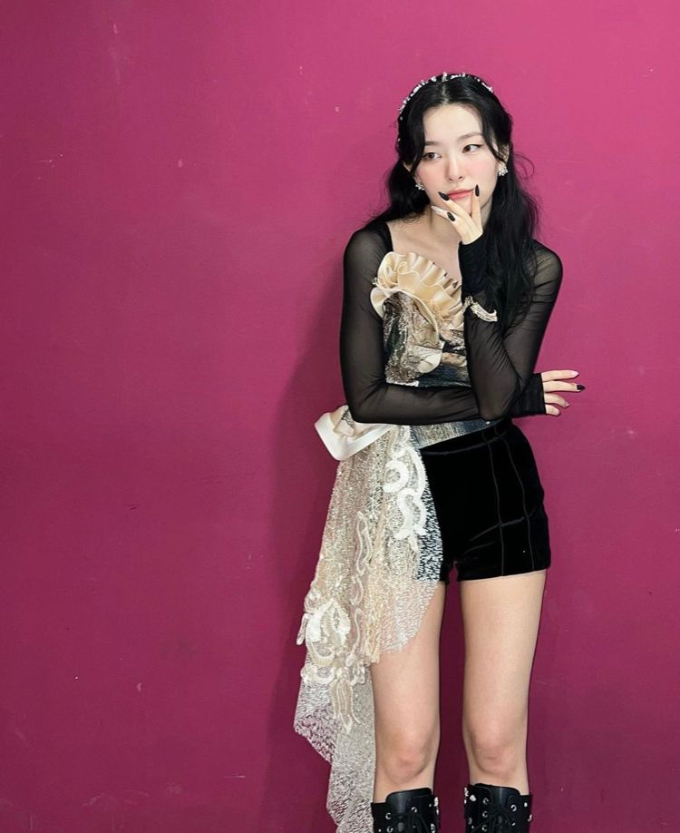 [잡담] 음중 핑크벽 별거아닌데 되게 이쁘지않아...?? | 인스티즈
