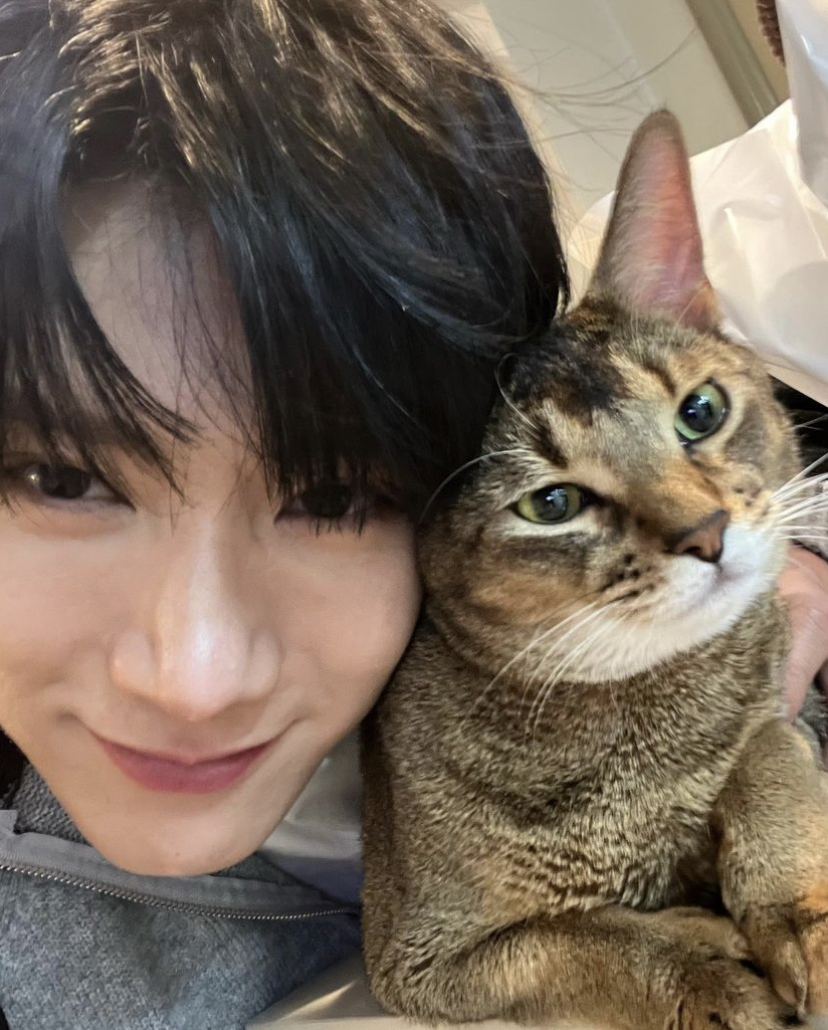 [잡담] 텐 너무 잘생겼네..? | 인스티즈