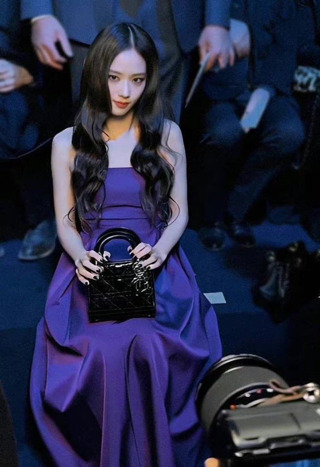 [잡담] 파리간 지수랑 로제보면 | 인스티즈