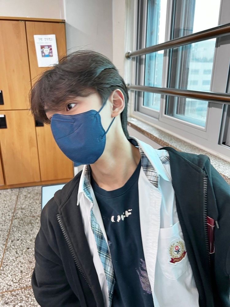 [잡담] 김규빈 진짜 너무 설레게 잘생김 | 인스티즈