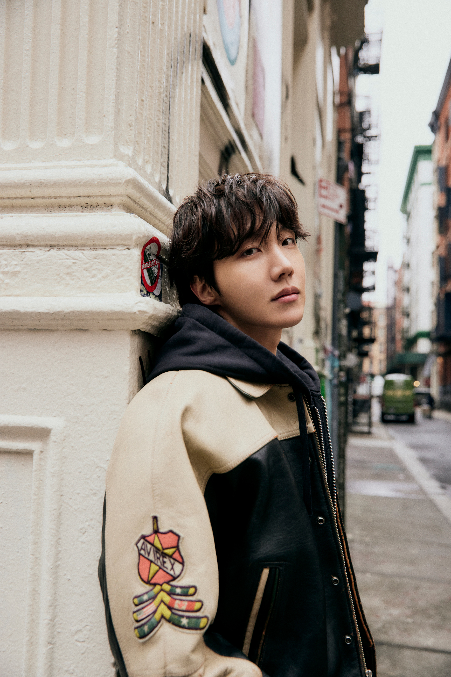 [정보/소식] 방탄 제이홉 on the street 컨포 | 인스티즈