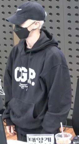 [잡담] 이기광 지금 금발이다..... | 인스티즈