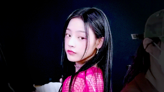 [잡담] 뉴진스 민지 말이야 여배우 느낌은 어디서 나는걸까..... | 인스티즈
