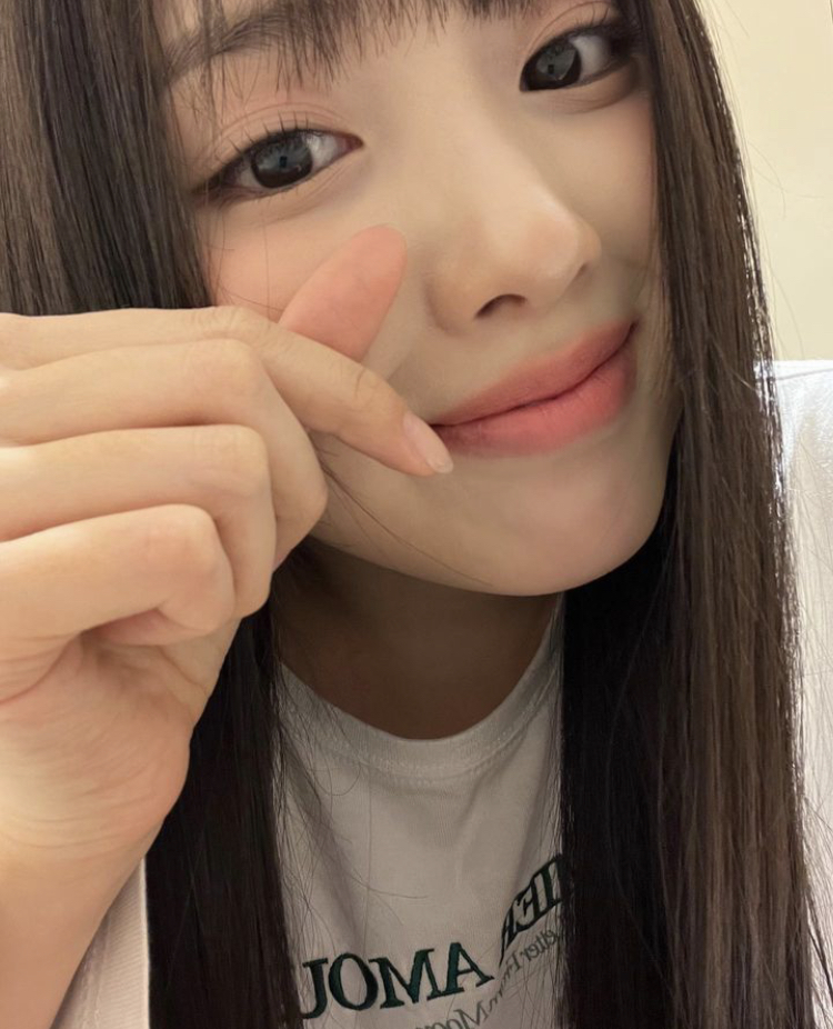 [잡담] 지우 얼굴 와.. | 인스티즈