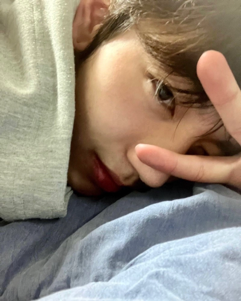 [잡담] 한유진 김지웅 셀카 잘 찍어줘서 고맙습니다 | 인스티즈