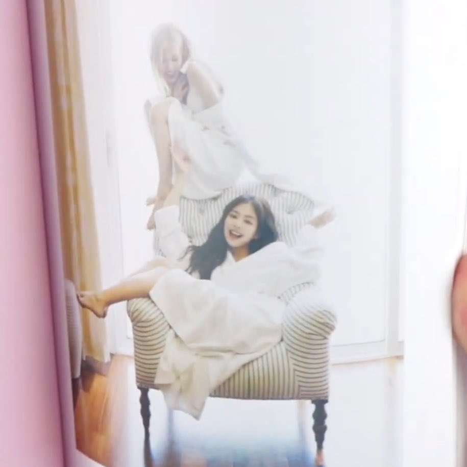 [잡담] 혹시 블랙핑크 이사진 무슨화보야? | 인스티즈