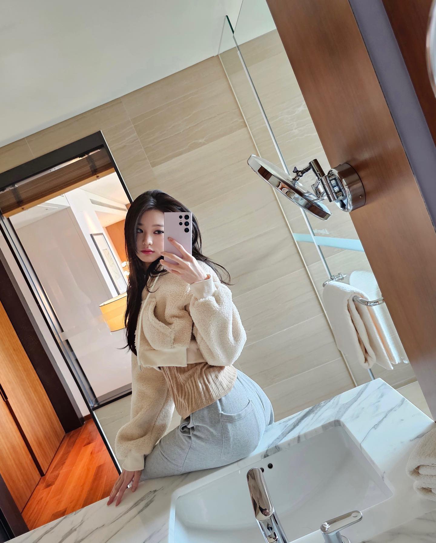 [잡담] 악 원영이 스모키 메이크업한거 너무 쭈아ㅏㅏ | 인스티즈