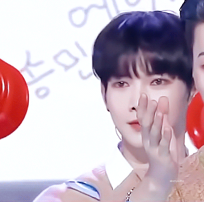 [잡담] 얘 누나 있다는데 누나도 되게 예쁘실 것 같음 | 인스티즈