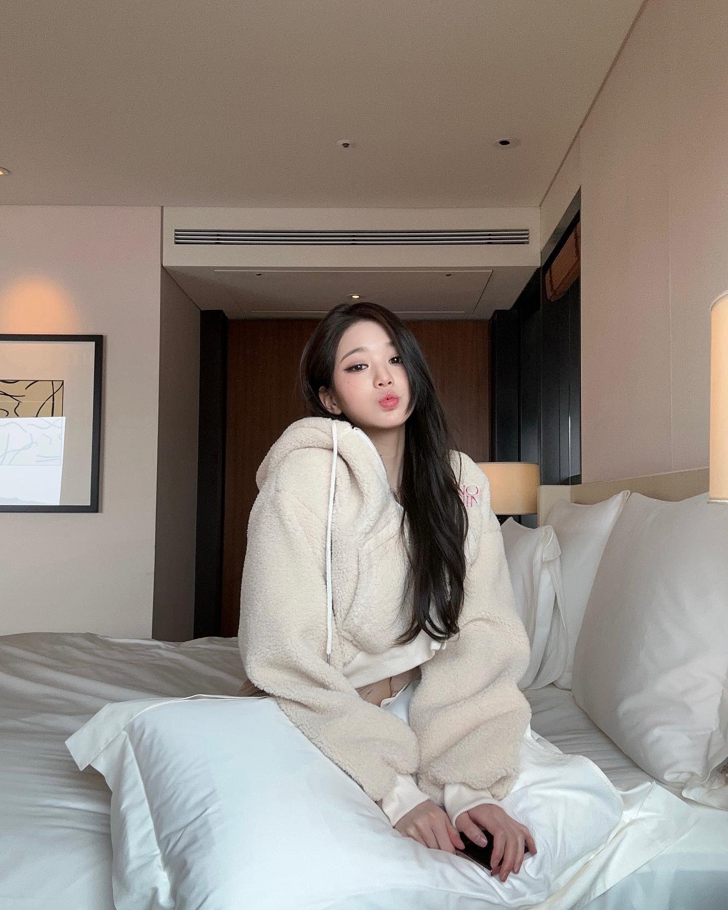 [잡담] 악 원영이 스모키 메이크업한거 너무 쭈아ㅏㅏ | 인스티즈