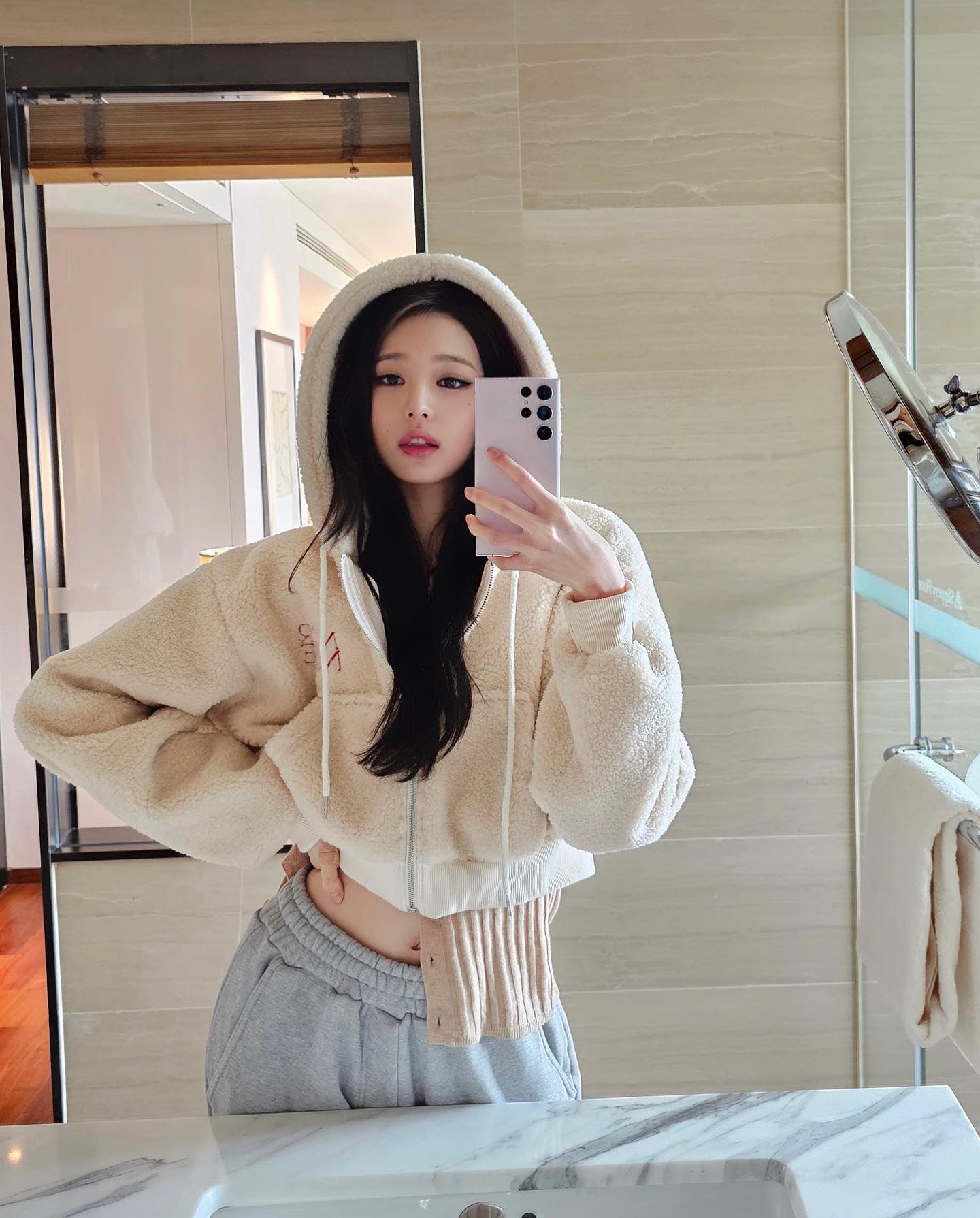 [잡담] 악 원영이 스모키 메이크업한거 너무 쭈아ㅏㅏ | 인스티즈
