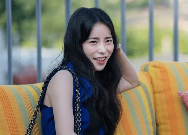 [잡담] 임지연진짜 더글로리에서 너어어무 겨울쿨톤 그자체라 | 인스티즈