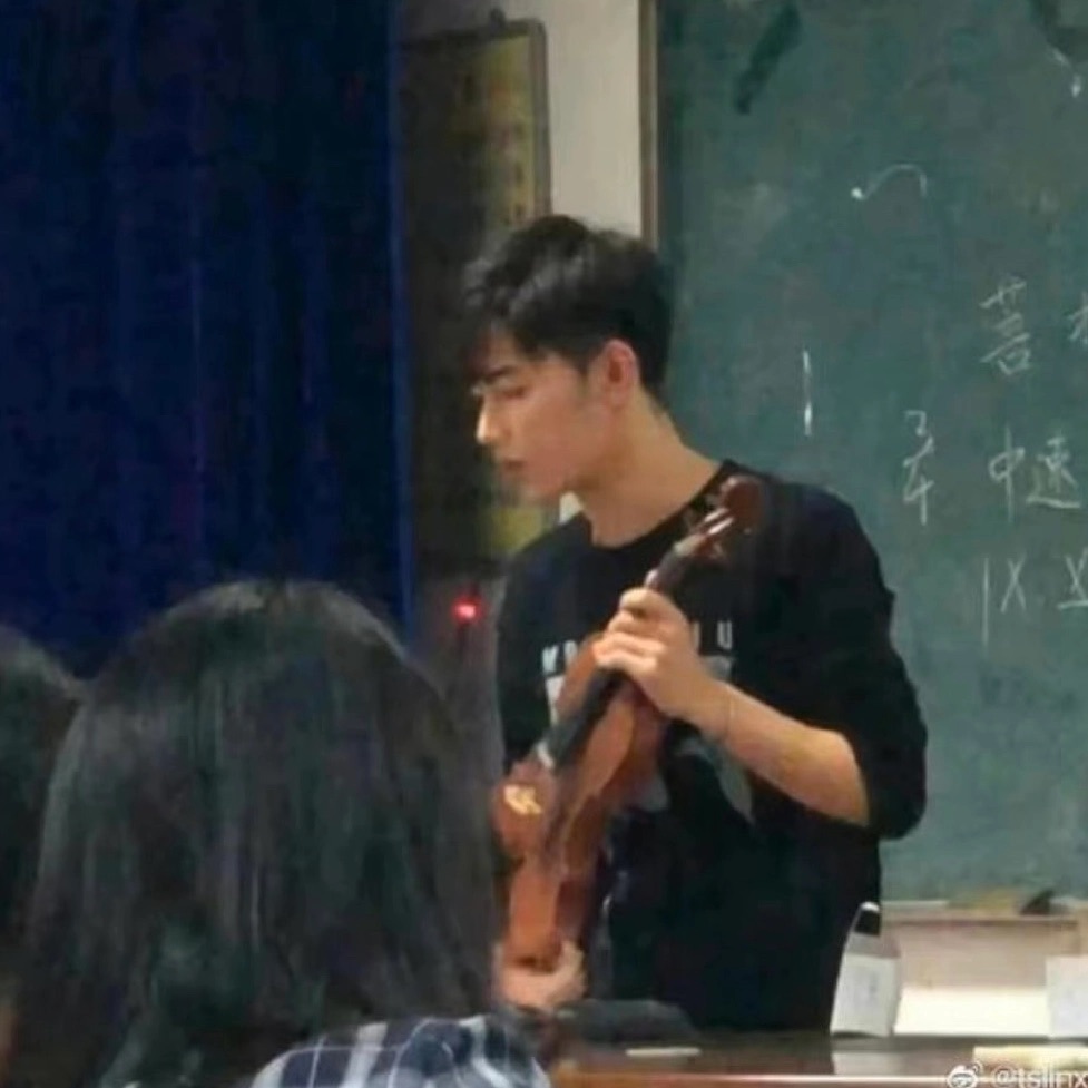 [잡담] 장하오 교생 때 사진도 있네 | 인스티즈