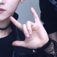 [잡담] 장하오 손도 예뿌넹 | 인스티즈