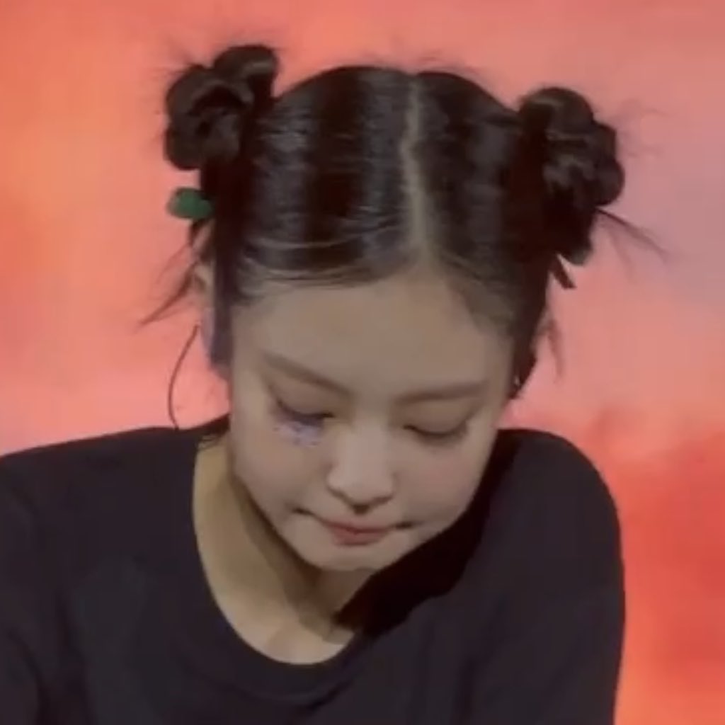 [잡담] 제니 뿌까머리만 하면 레전드같아 | 인스티즈