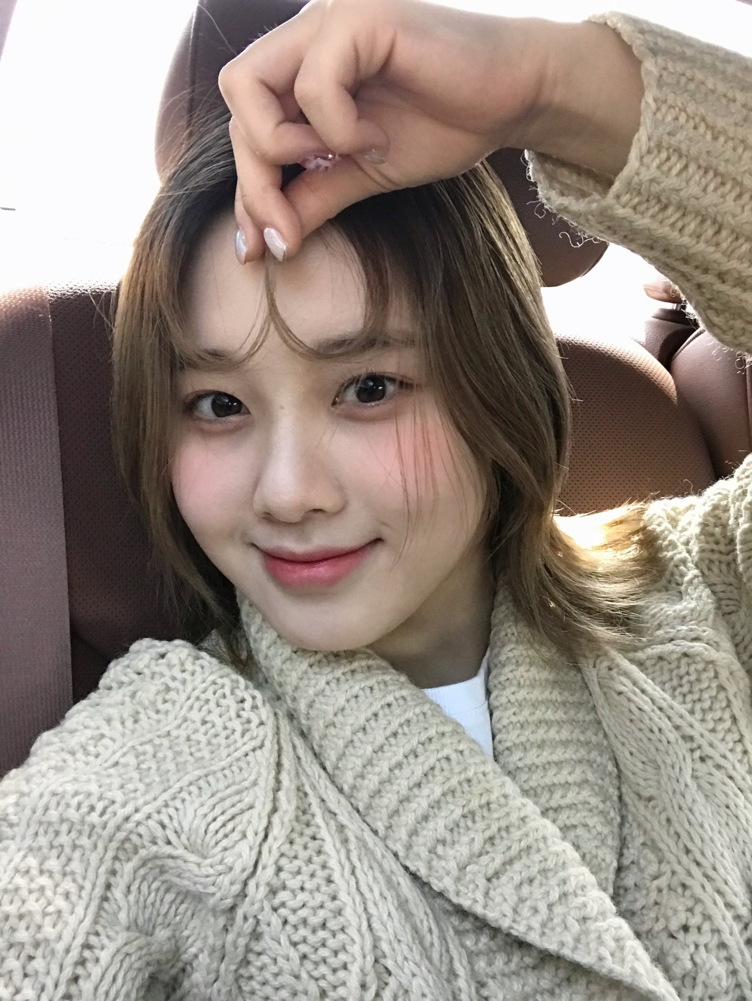 [잡담] 요즘 이런 단발 너무 예뻐보여 | 인스티즈