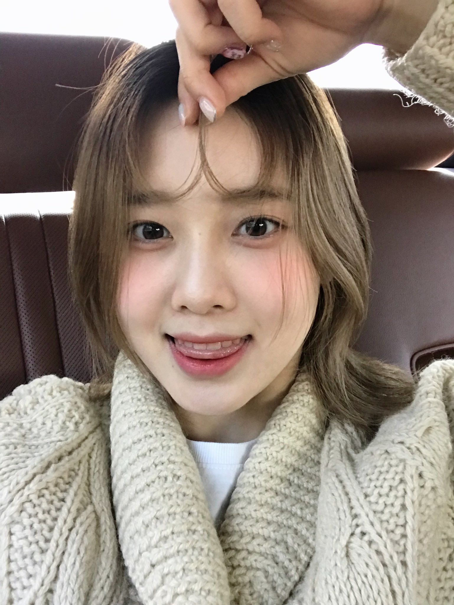 [잡담] 요즘 이런 단발 너무 예뻐보여 | 인스티즈