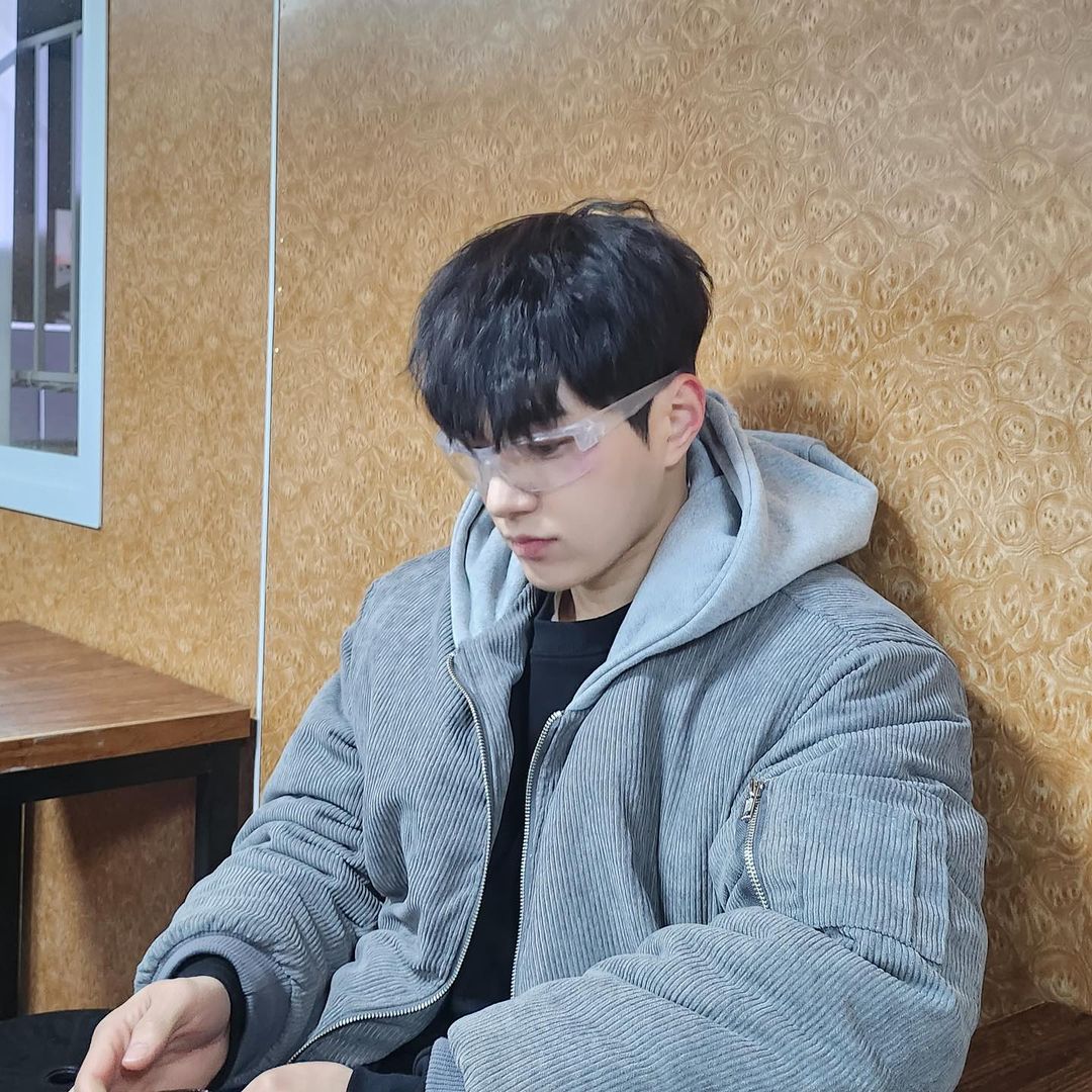 [잡담] 김명수 진짜 남친짤 왤케 잘찍음 | 인스티즈
