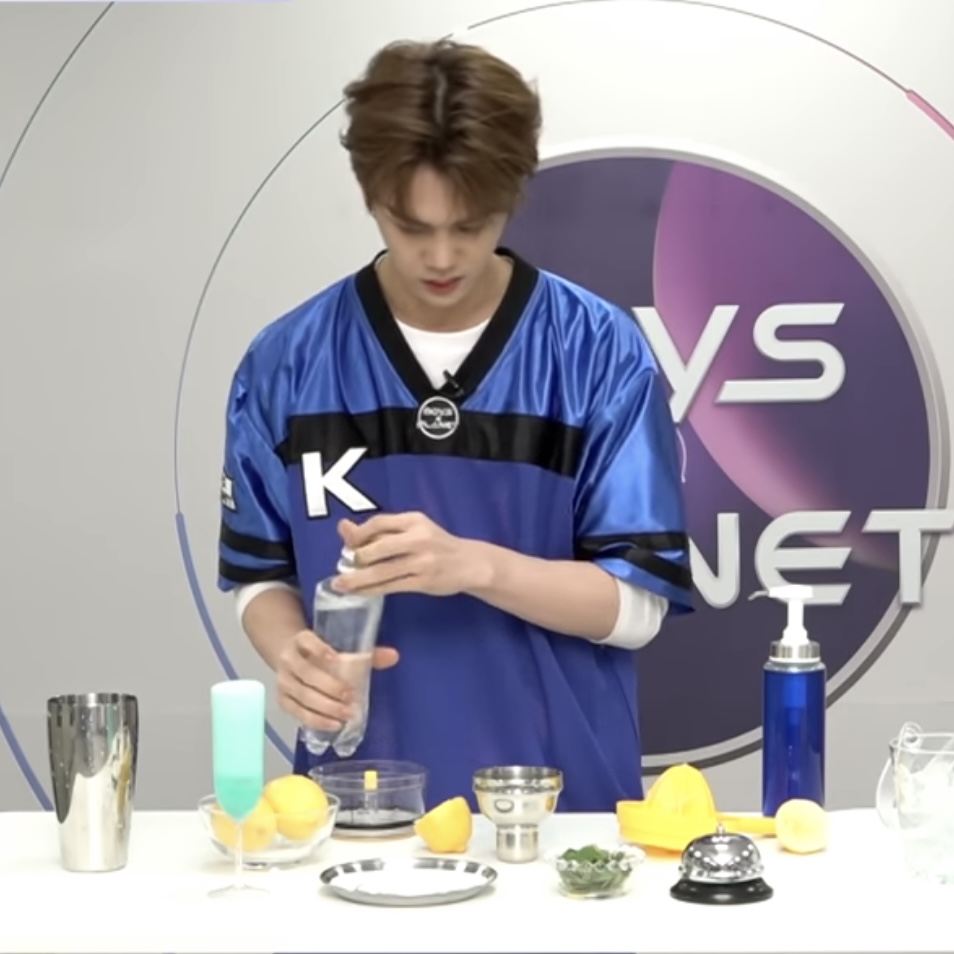 [잡담] 김규빈 칵테일 만드는 거 개웃겨 | 인스티즈