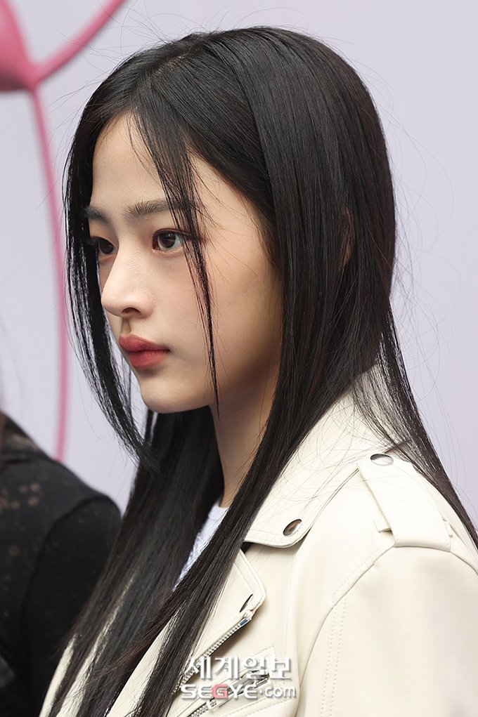 [잡담] 오늘자 서울패션위크 민지 기사사진 | 인스티즈