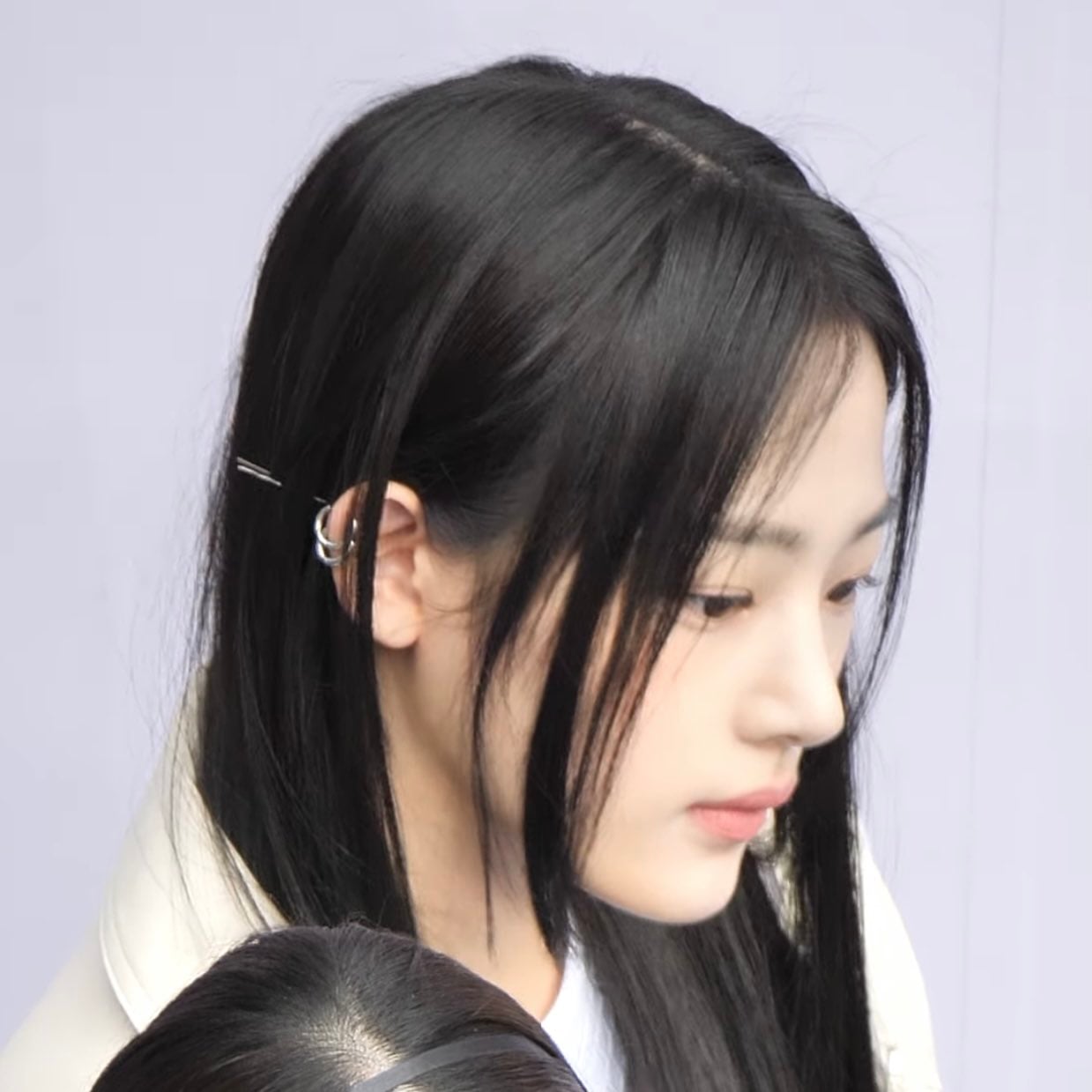 [잡담] 민지 피어싱 엄청 신기해 ㅋㅋ | 인스티즈