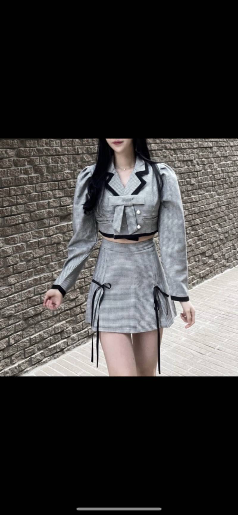 상의 프리사이즈스커트 M몇초 피팅만 해본 새상품입니다! 외출X사이즈 미스로 팔아요원가에서 59000 | 인스티즈