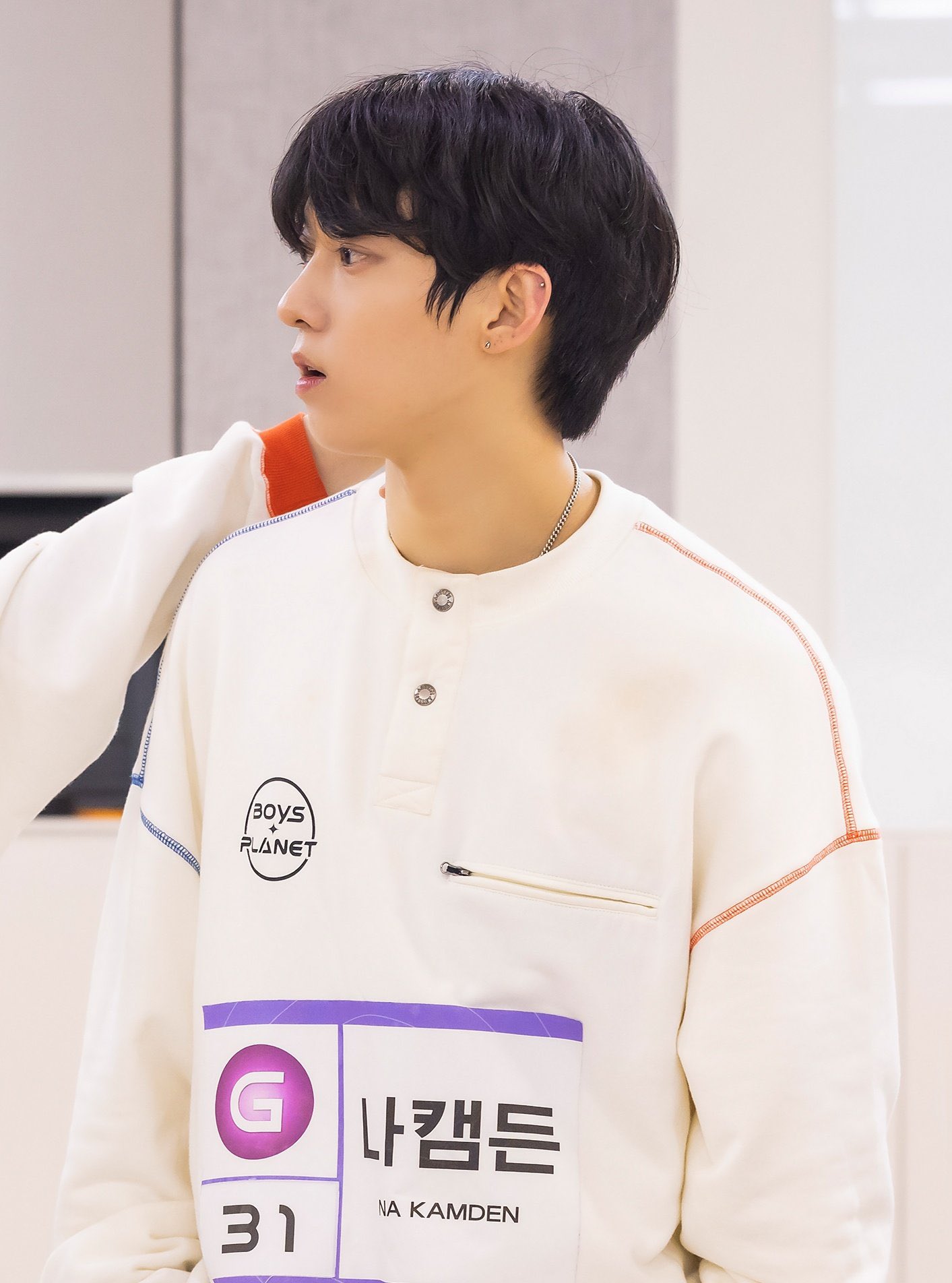 [잡담] 근데 나캠든 진짜 잘생김 | 인스티즈
