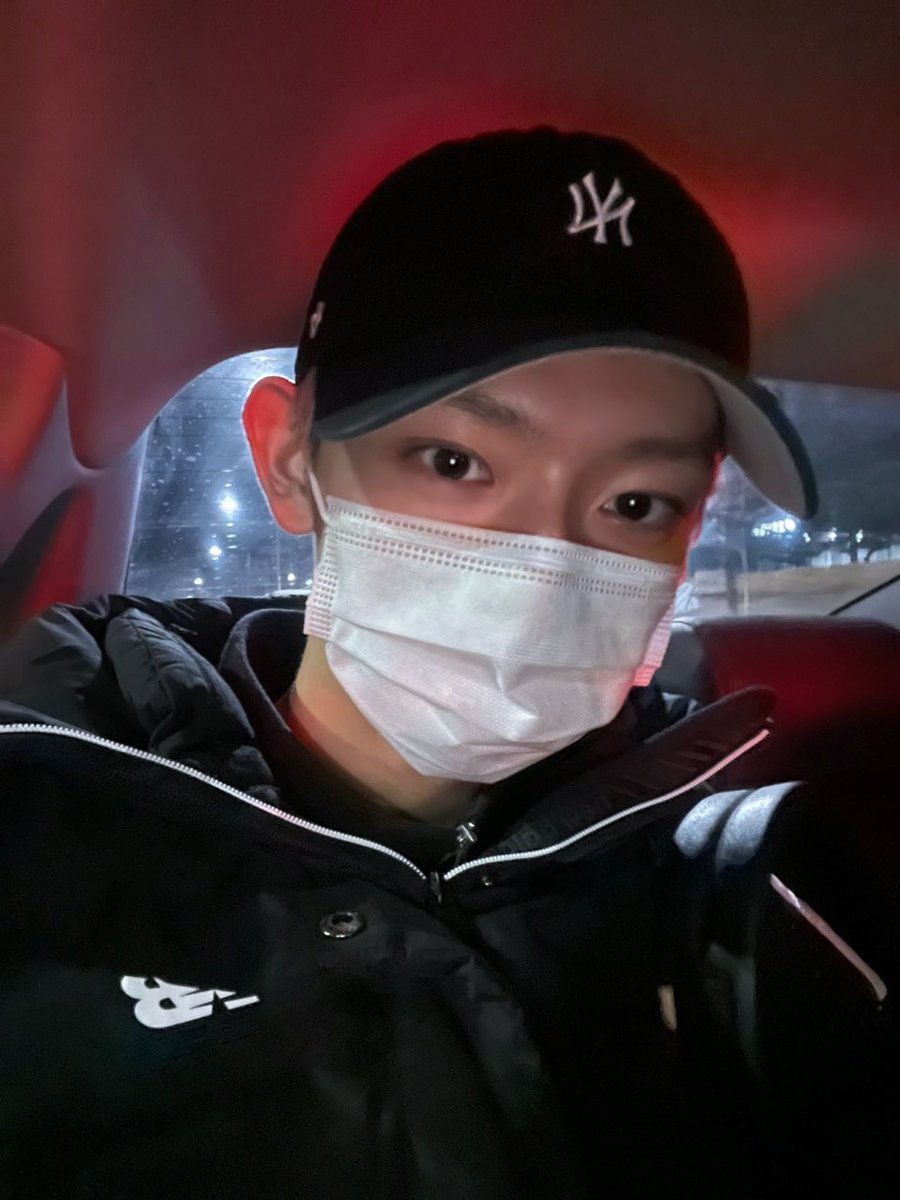 [잡담] 유승언 이 사진 분위기 완전 다르다 | 인스티즈