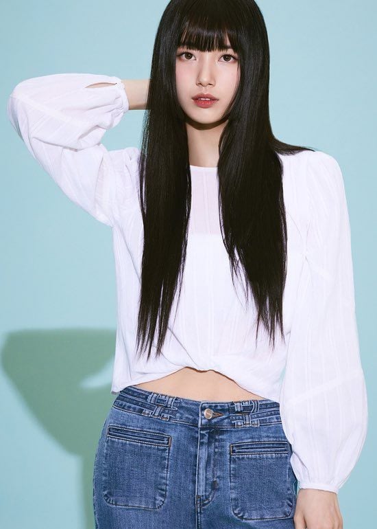 [잡담] 혹시 이런 느낌이 있는 여돌 사진 줄 수 있어? | 인스티즈