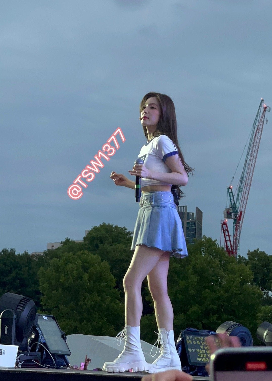 [잡담] 아이린 폰카 진짜 신기하네 | 인스티즈