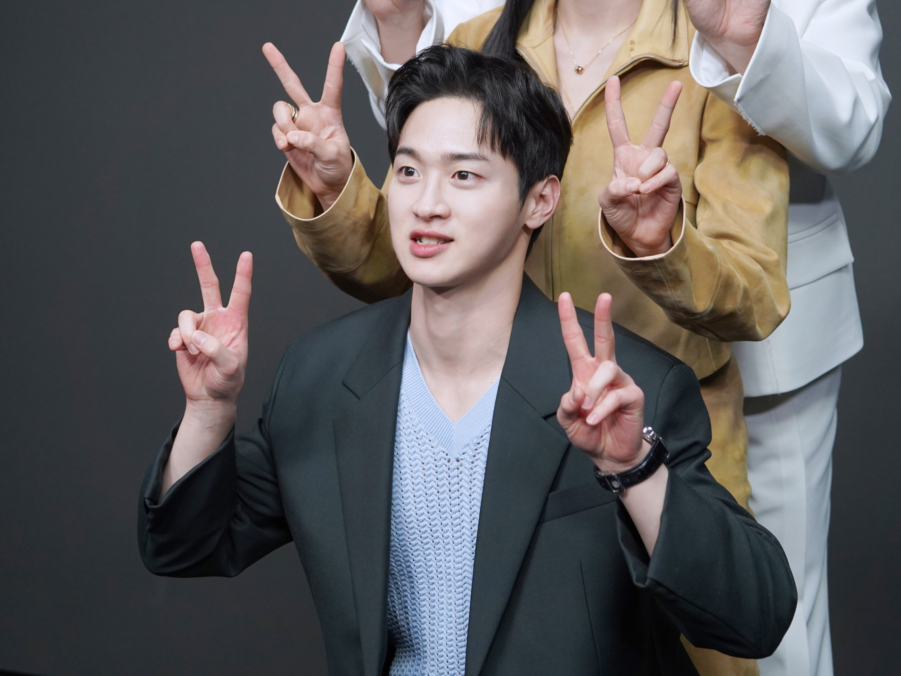 [잡담] 다들 장동윤 갭차이 좀 봐 ㅋㅋㅋ | 인스티즈