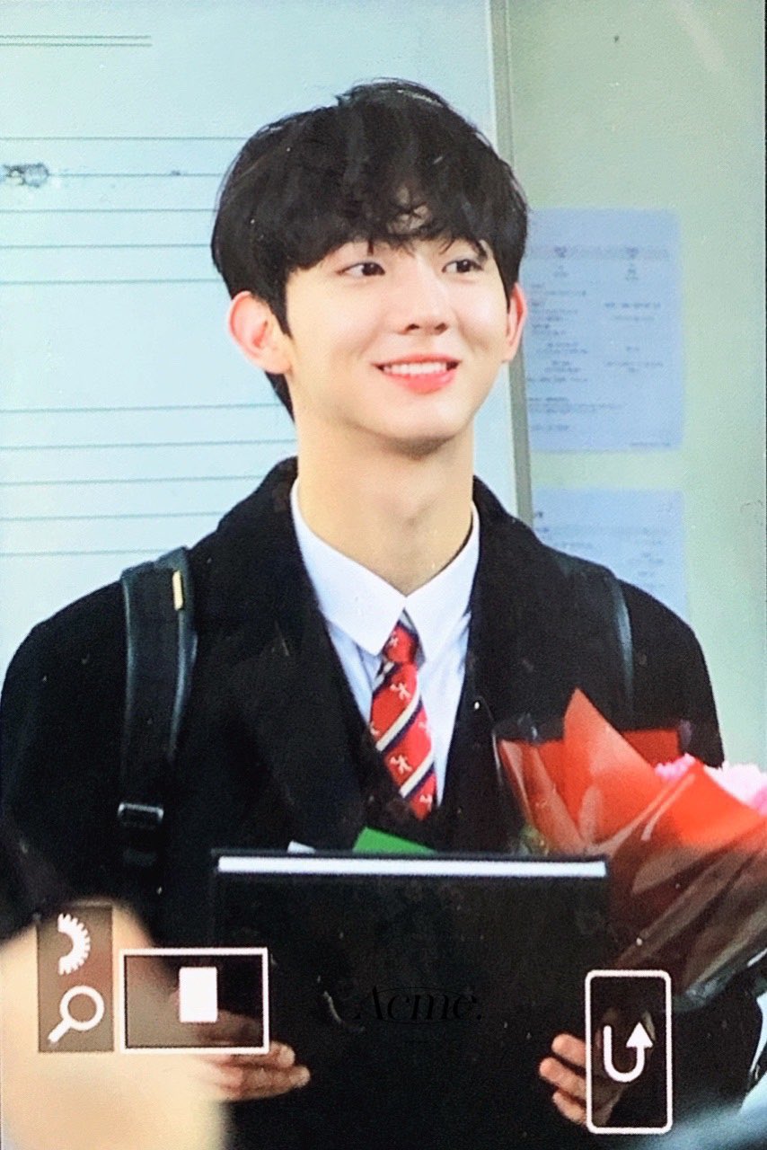[잡담] 한림 졸업식 유승언은 진짜 뭘까.. | 인스티즈