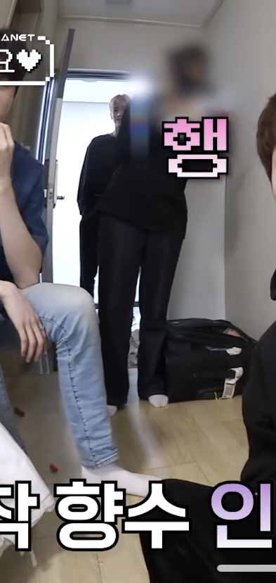 [잡담] 보플 비하인드 보는데 리키 왜 여기서 이러고 있는거얔ㅋㅋㅋㅋ | 인스티즈
