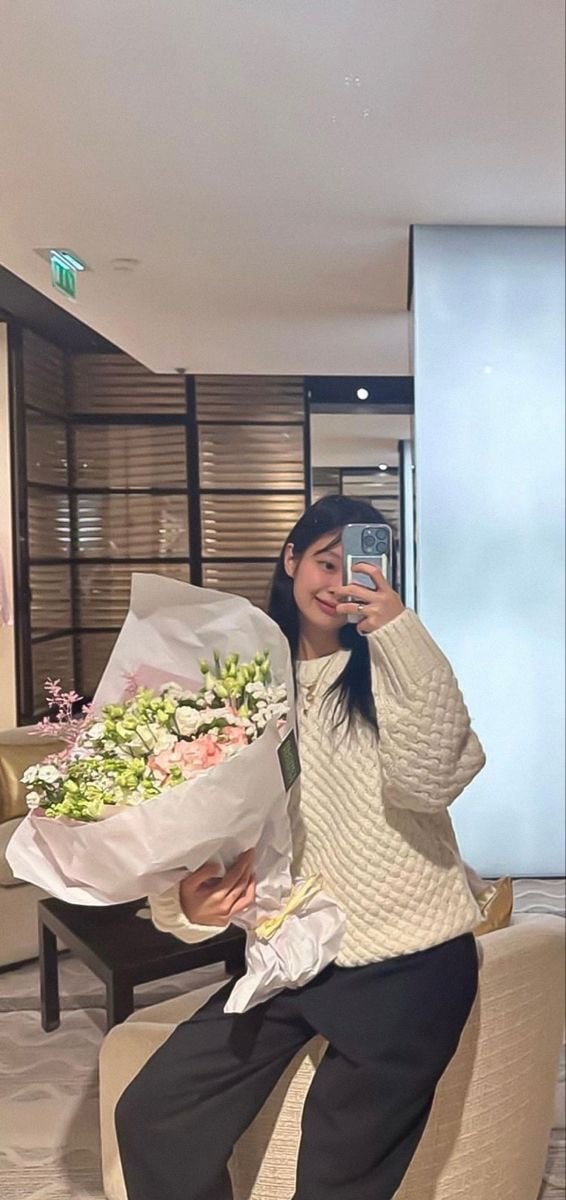 [잡담] 제니 사복스타일 바뀐거 넘 예쁘고 편해보인다 | 인스티즈