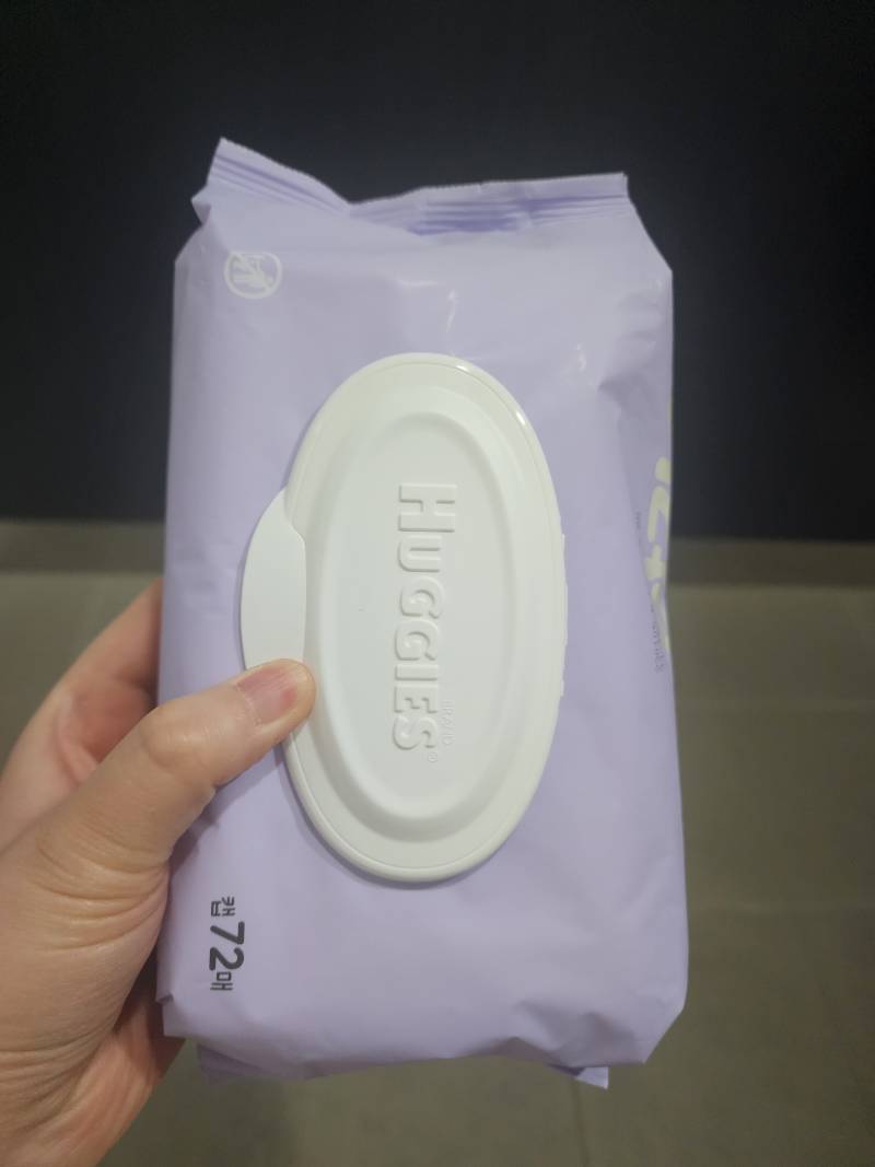가방에 물티슈넣어다니는데 오바인가 | 인스티즈