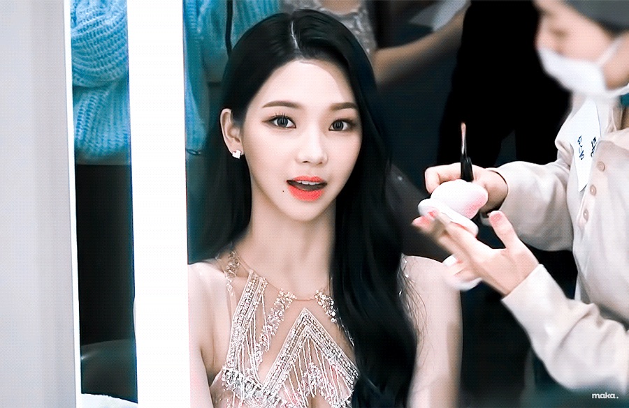 [잡담] 카리나 진짜 얼굴이 진짜 뒤집어지게 세련됐어 | 인스티즈