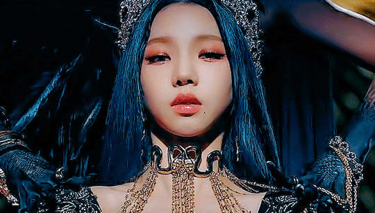 [잡담] 카리나 진짜 얼굴이 진짜 뒤집어지게 세련됐어 | 인스티즈