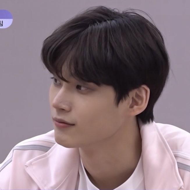 [잡담] 나 박한빈 안꾸미고 수수한 연습실 쌩얼이 너무 좋아 | 인스티즈