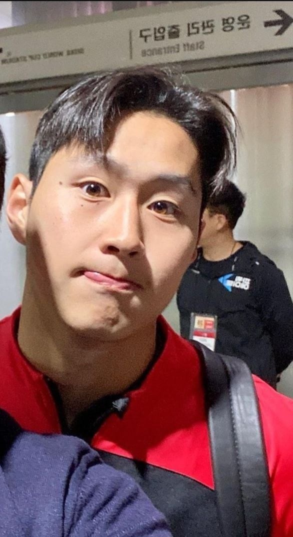 [잡담] 진짜 이강인 눈동자색까지 어쩜… | 인스티즈