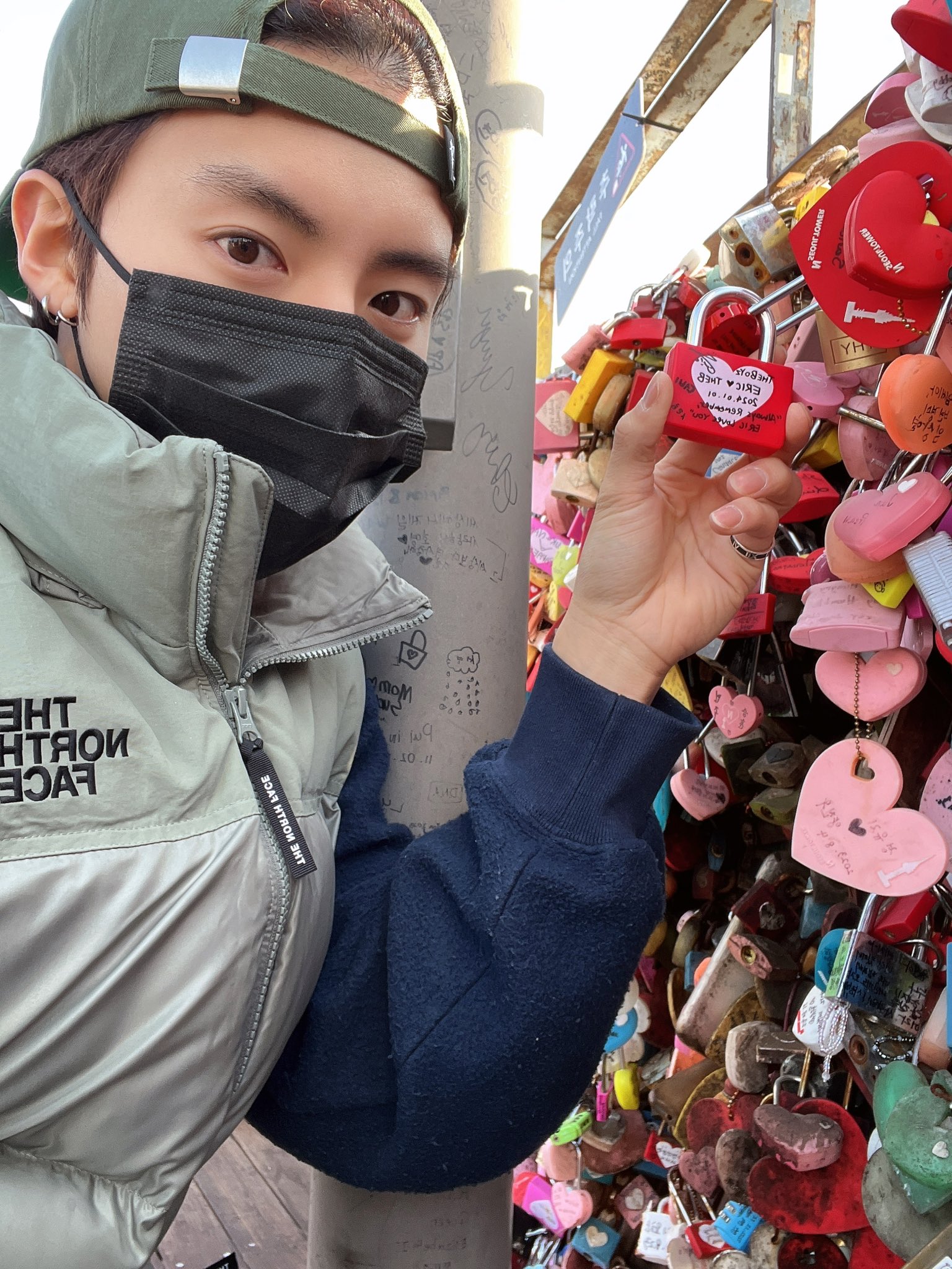 [잡담] 하 더보이즈 에릭 더비 너무 좋아하네 | 인스티즈