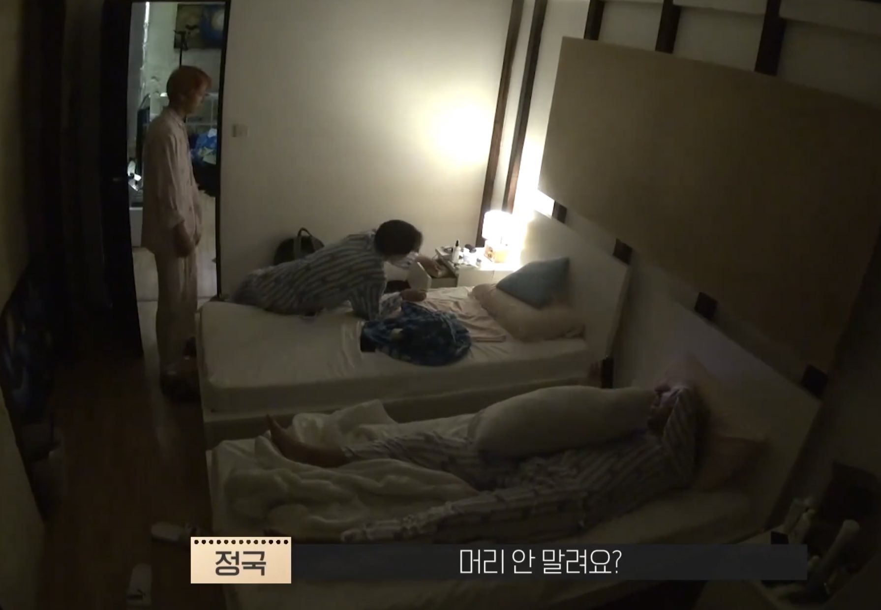 [잡담] 정국은 형들 이쁨 받을 수 밖에 없어.. | 인스티즈