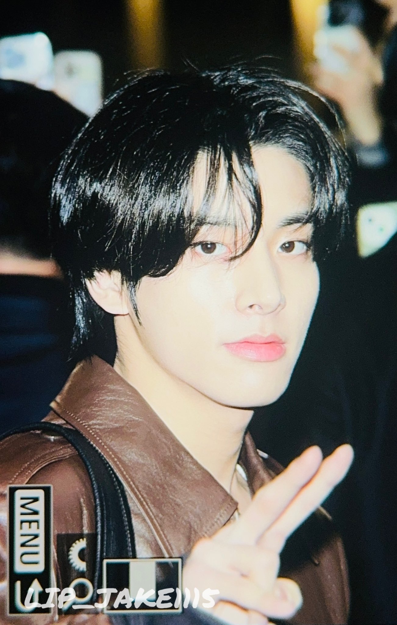 [잡담] 진심 얘 너무 잘생긴것같어 완전 넷플느낌이야 | 인스티즈