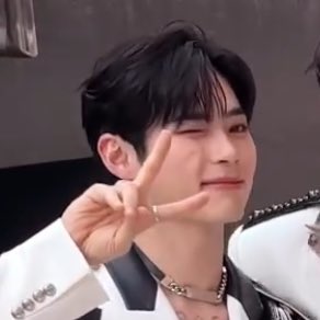 [잡담] 성한빈 웃을때마다 와 | 인스티즈