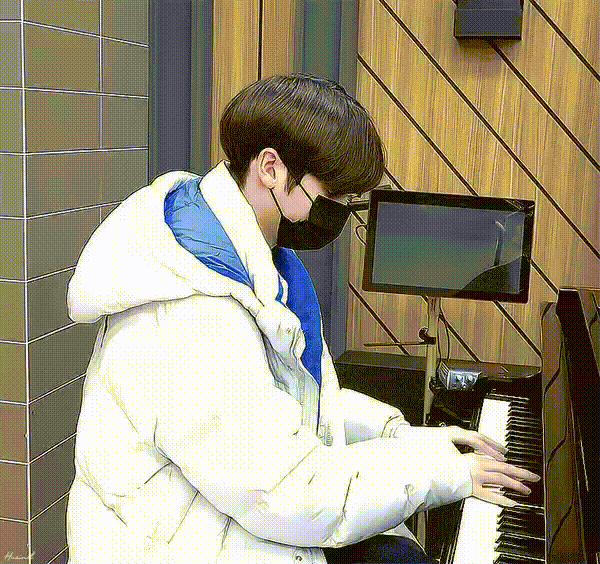 [잡담] 투바투는 여름도 좋지만 겨울이 진짜 찐으로 잘어울림 | 인스티즈