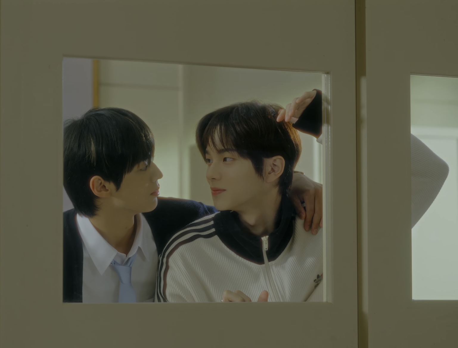 [잡담] 플레디스도 투어스 도훈 신유 반응 좋을거 알았다 백퍼ㅋㅋㅋㅋㅋ | 인스티즈
