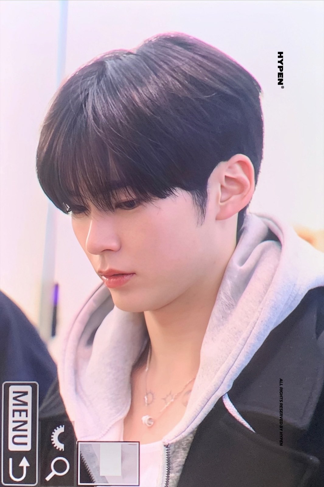 [잡담] 성한빈 오늘 캐주얼하게 입은거 하 | 인스티즈
